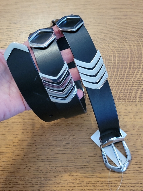 Madewell Fiora Angular Buckle Belt - true black main image 9